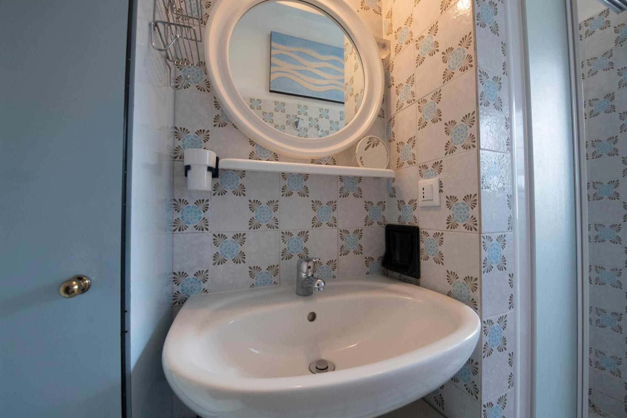 239 - Casa Del Sole Vista Mare Moneglia - 5Minuti A Piedi Dal Mare - Parcheggio Privato公寓 外观 照片